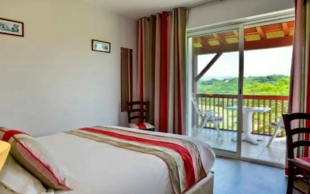 Logis Hôtel Baratchartea