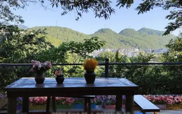 Chongqing Ruixiang Hotel