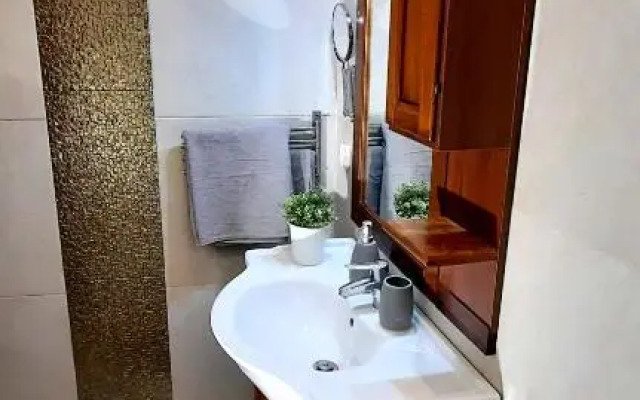 Central Gold Apartment