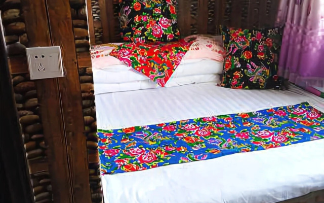 Wuchang Xuegu Another Home Hotel