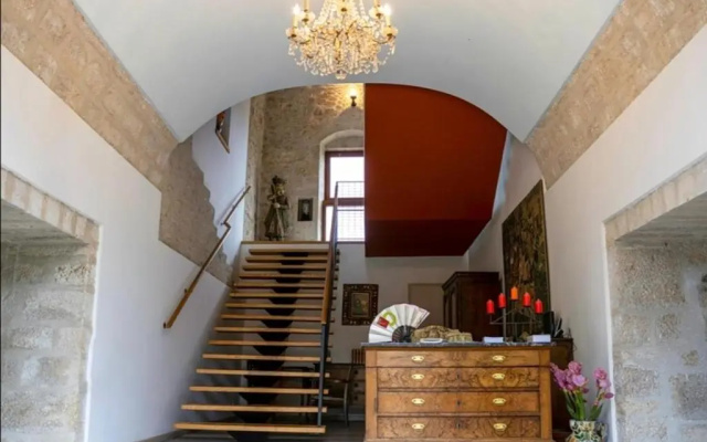 La Maison Royale