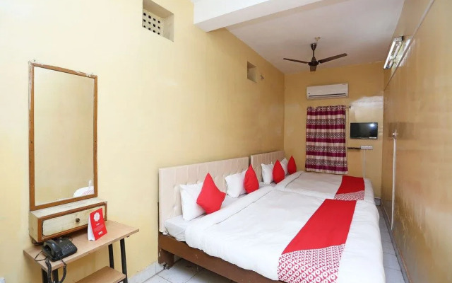 OYO 24845 Hotel Bhaba Lakshmi