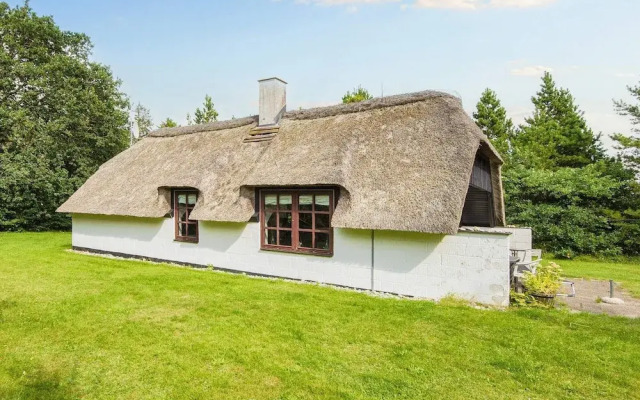 6 Person Holiday Home in Ulfborg