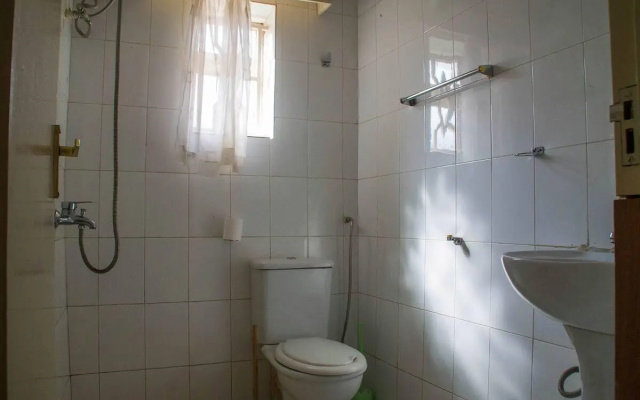 Crown Hotel Hoima