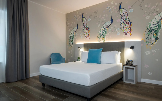 Отель IH Hotels Milano Centrale