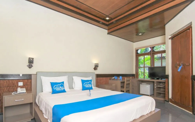巴厘岛登巴萨艾里萨努尔德纳乌波索102酒店(Airy Sanur Danau Poso 102 Denpasar Bali)