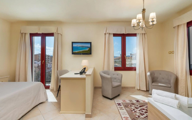 Hotel Regina Elena