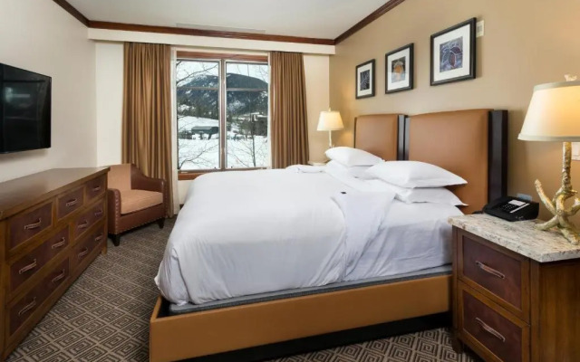 Ritz-Carlton Club, Aspen Highlands by Frias