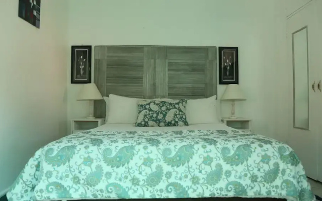 Roba Monakedi Guest Lodge
