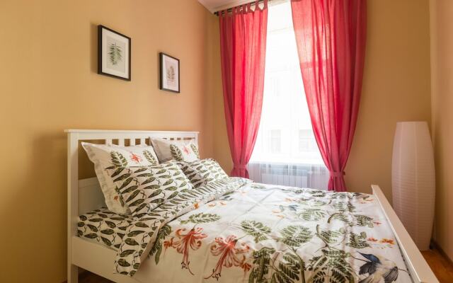 Apart-hotel near Hermitage Санкт-Петербург вид на фасад