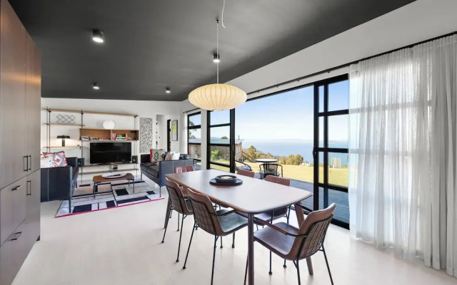 The Outlook on Mount Louis – 1 Bedroom