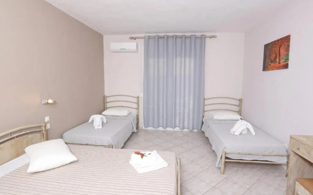 Summer Dream Hotel