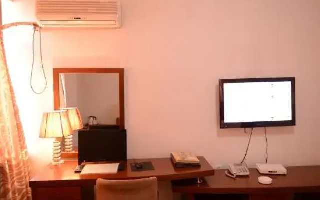 Xuefu Hotel