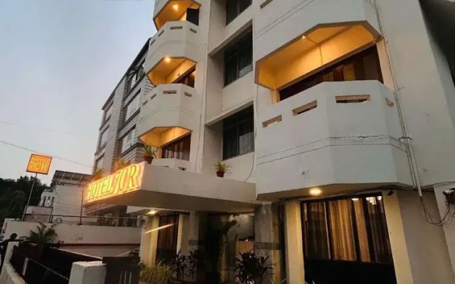 7Cr Hotel