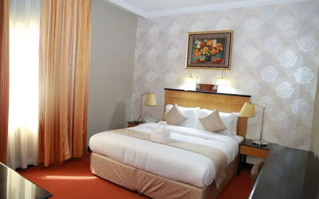 Creek Gate Hotel