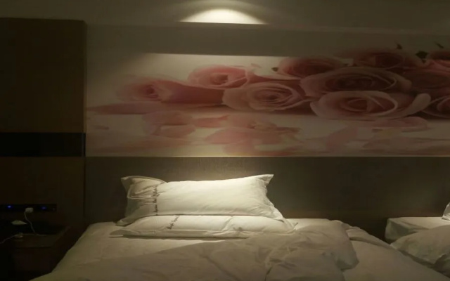 Pengke Hotel (Shenzhen North Railway Station Shangmu)