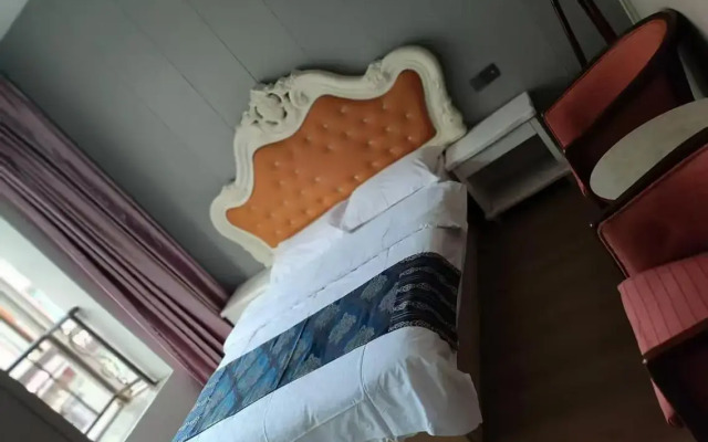 Kunming Huangting Hotel Changshui Airport