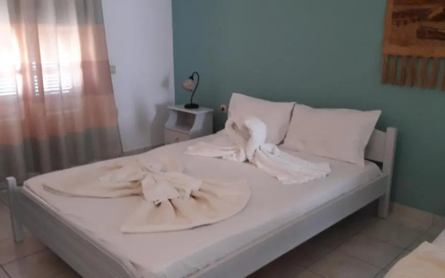 Melissa Rooms