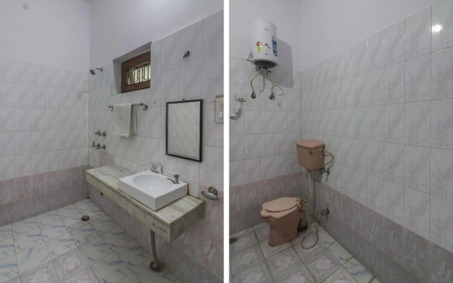 OYO 61877 Kamakshi inn