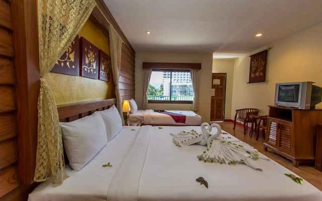 Курортный отель Bel Aire Resort Phuket