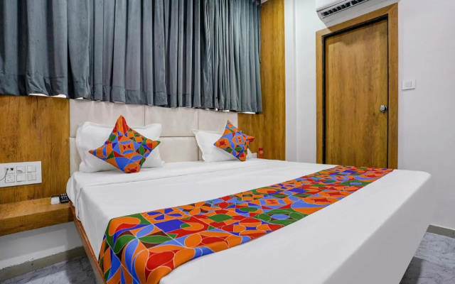 Fabhotel Western Inn