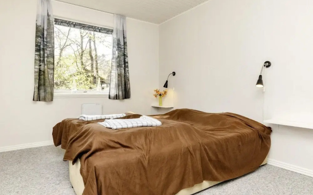 6 Person Holiday Home in Hadsund