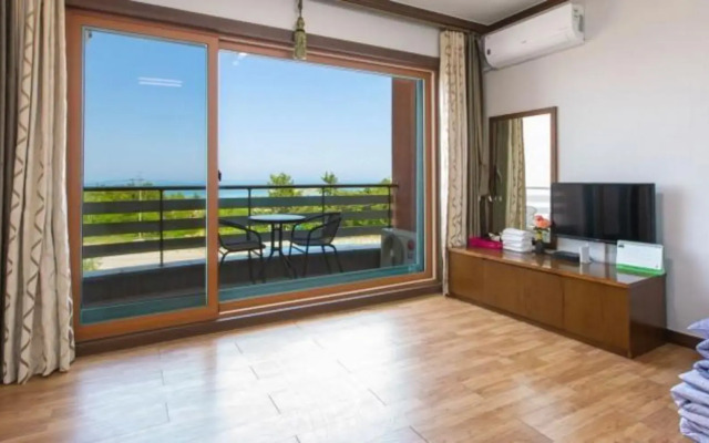Goseong Orient Pension(고성 오리엔트펜션)