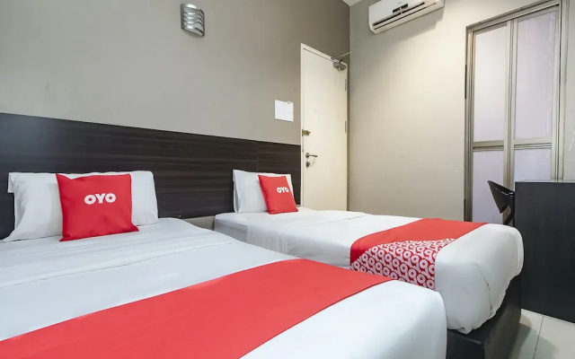 Nice Stay Three Six Five Services by OYO Rooms
