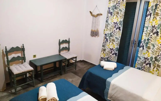 Apartment 94m2, center of Sitia, WiFi, 350m beach