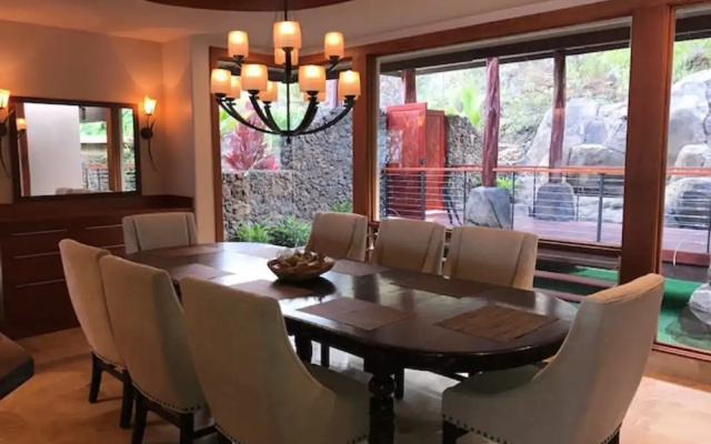 Makapono - Four Bedroom House