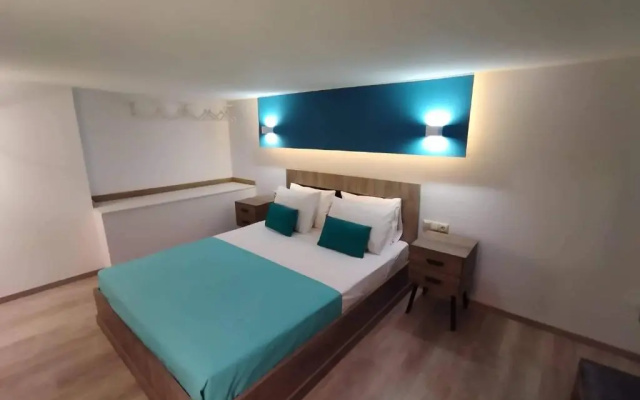 Plumbago Apartment