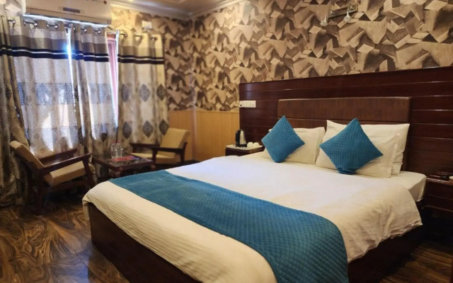 Hotel Grand M.S Srinagar