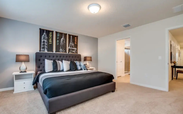 5bed 5Ba Villa Game Room Pool Spa