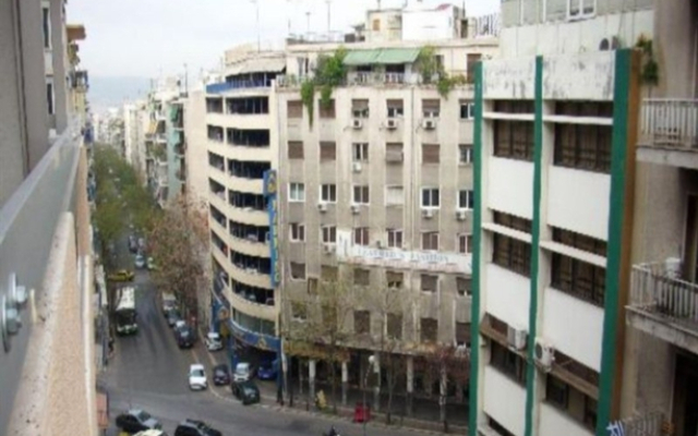 Ionis Hotel
