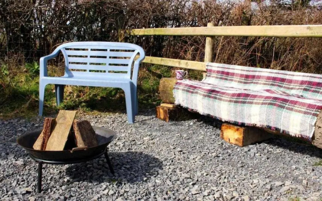 The Shearer's Hut, Sleeps 2, Wood Burner, Fire Pit