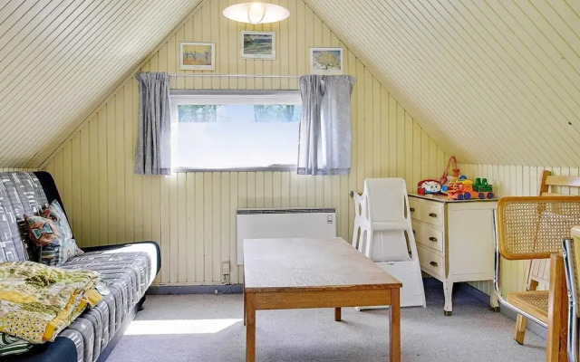 6 Person Holiday Home in Oksbol