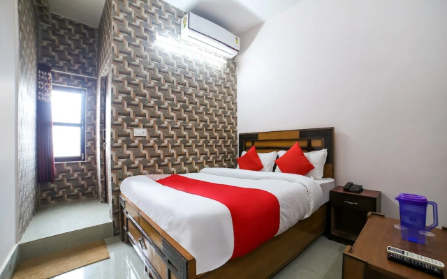 Hotel Kalindi by OYO Rooms