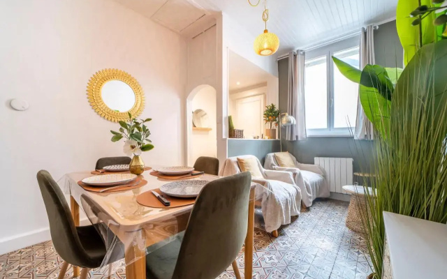 *Maison Bel-Étage-Netflix-Wifi-Coeur de ville*