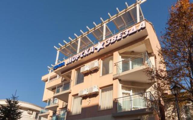 Отель Family Hotel Morska Zvezda Болгария, Балчик - отзывы, цены и фото номеров - забронировать отель Family Hotel Morska Zvezda онлайн вид на фасад