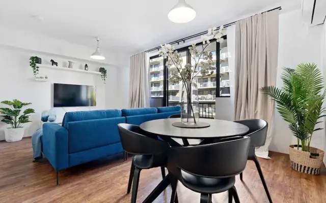 Luxury East Perth - Sleeps 2 - Superior Wifi