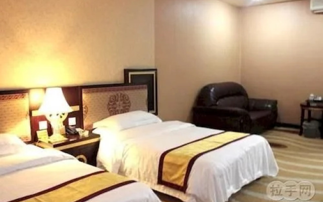 Huanan Hotel