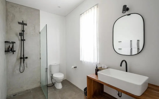 Stylish 3BR Villa Myla By OriVista - Pool, Wifi