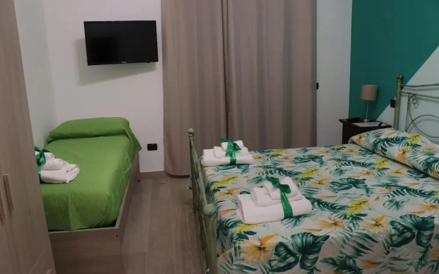 Casa La Rosa Rooms- Nel Cuore di Napoli