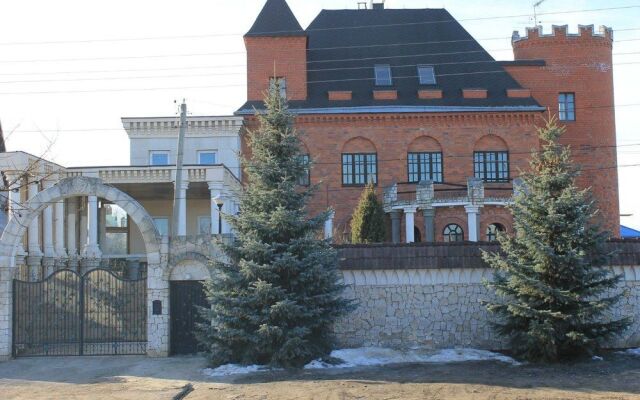 Гостиница Замок Домодедово вид на фасад