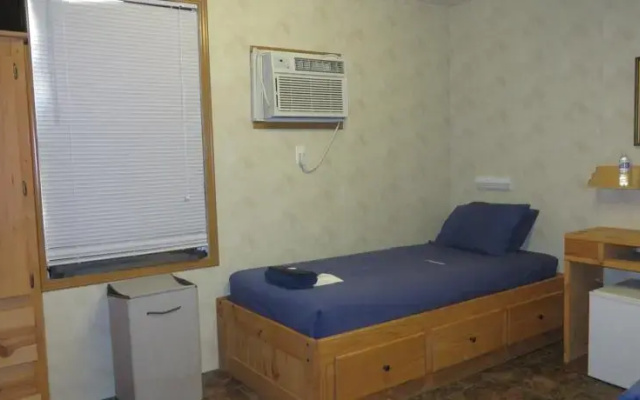 RLI Carrizo Springs Lodge
