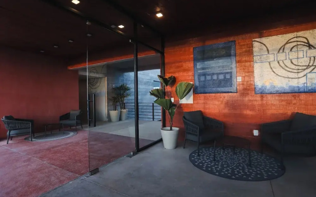 Everglades Suites
