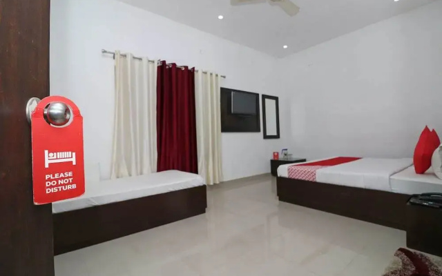 Hotel Jahnavi by OYO Rooms