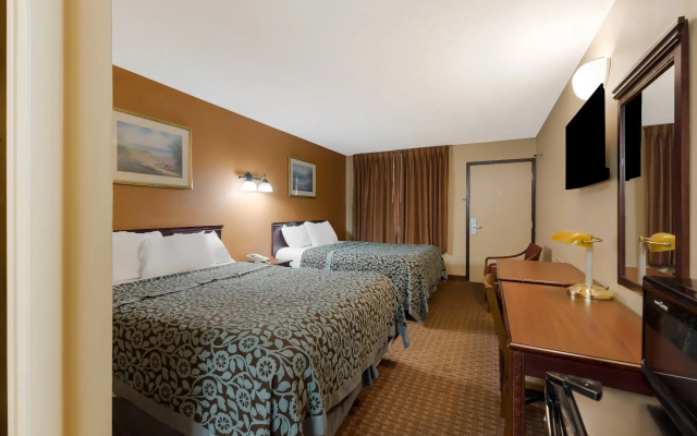 Red Carpet Inn
