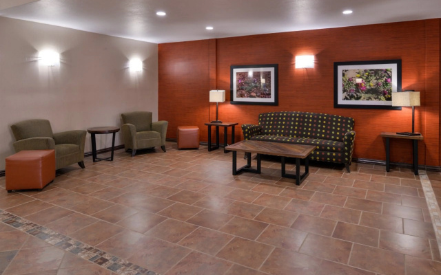 Holiday Inn Express Hotel & Suites Kingman by IHG