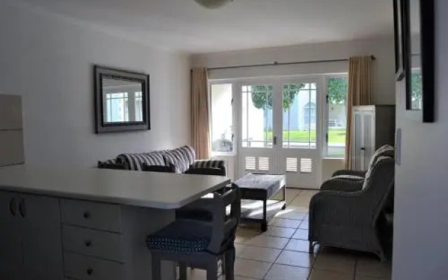 31 Riverclub Villas
